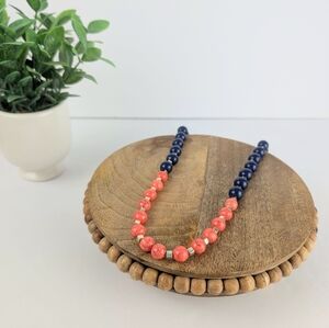 4🩷Peach & Navy Beaded Necklace 1.8oz